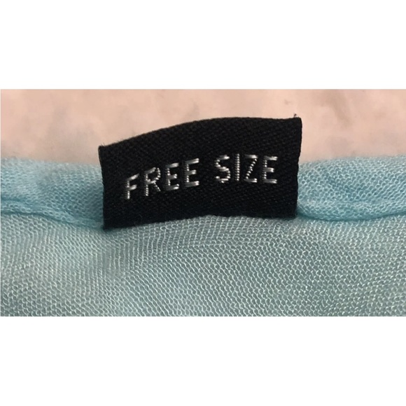 Antigua Cover Up Flower Print Ombré Blue One Size Fits Most - Picture 6 of 6